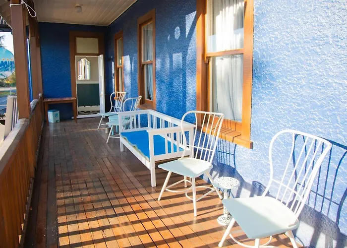 The Blue Pub