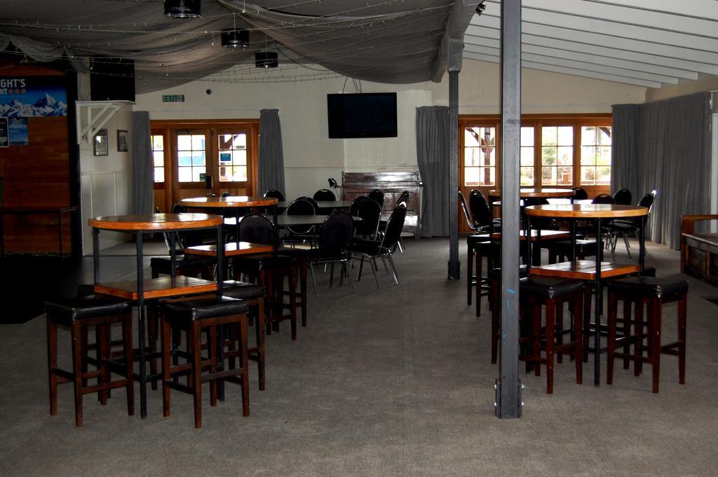 Gasthof The Blue Pub 2*